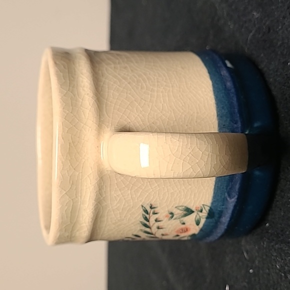 Vintage Stoneware Floral Mug with Crazing - Picture 2 of 6
